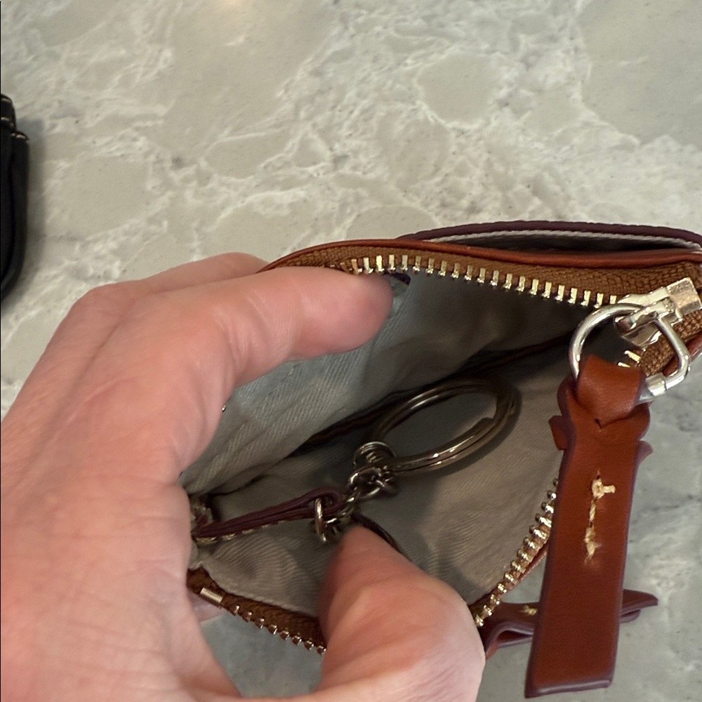 Dooney & Bourke pebble grain coin case - Picture 6 of 6